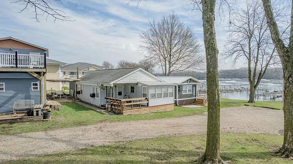 2.82 Acres of Land with Home for Sale in Arnolds Park, Iowa