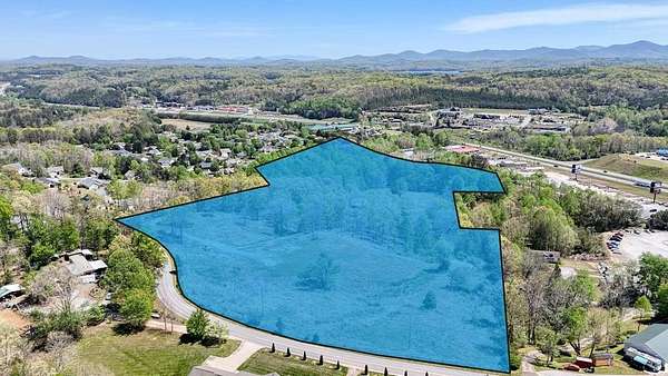 16.5 Acres of Commercial Land for Sale in Blue Ridge, Georgia