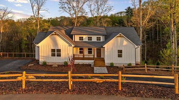 1.86 Acres of Land with Home for Sale in Ellijay, Georgia