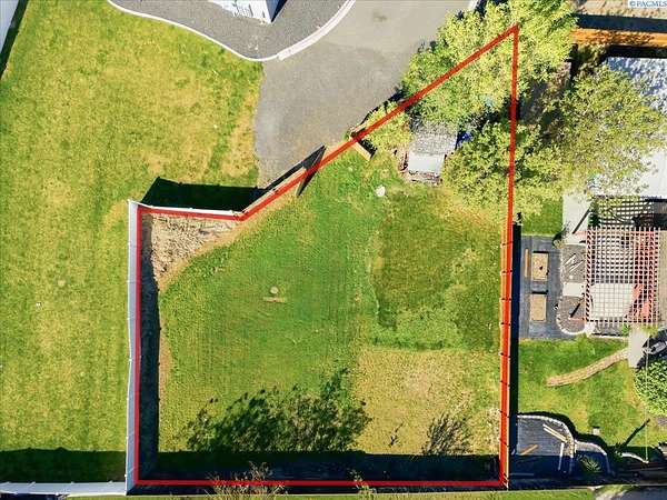 0.13 Acres of Residential Land for Sale in Kennewick, Washington