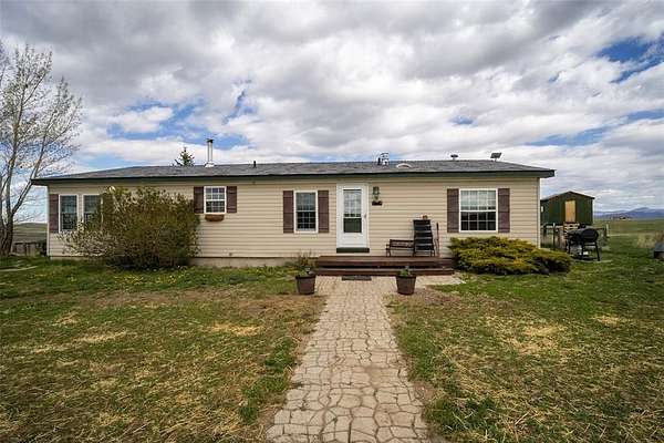 35 Acres of Land with Home for Sale in Hayden, Colorado