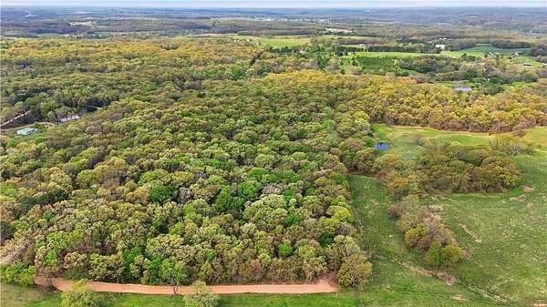 2.13 Acres of Residential Land for Sale in Gravette, Arkansas