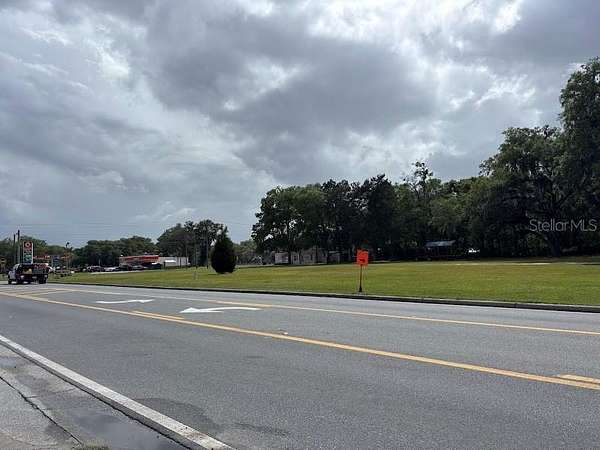 2.82 Acres of Improved Commercial Land for Sale in Fort McCoy, Florida