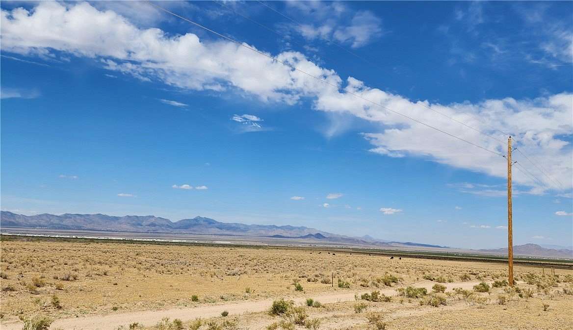 10.8 Acres of Recreational & Residential Land for Sale in Kingman, Arizona