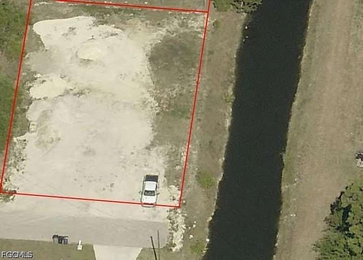 0.25 Acres of Residential Land for Sale in Lehigh Acres, Florida