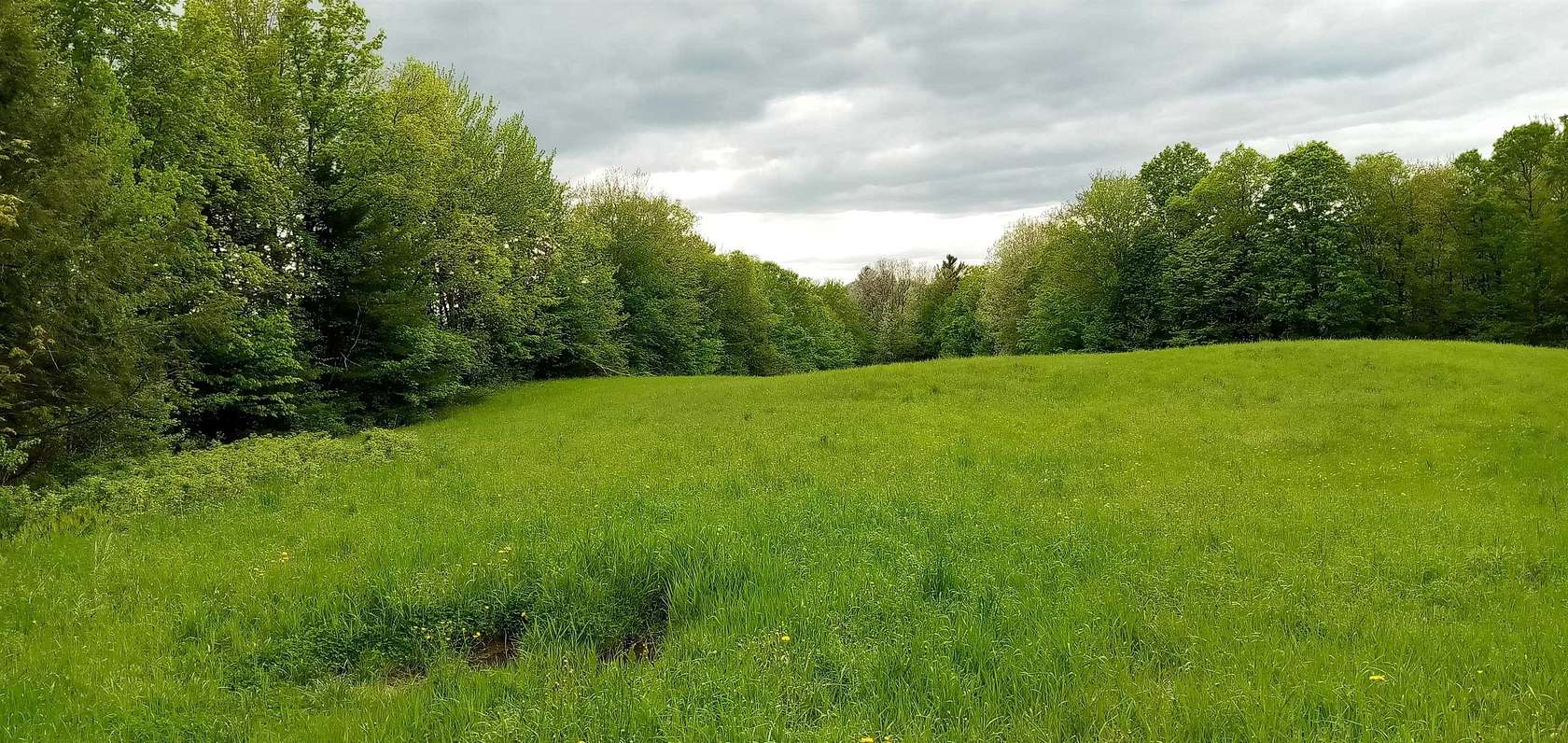 4.42 Acres of Residential Land for Sale in Morristown, Vermont