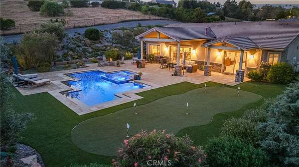 2 Acres of Land with Home for Sale in Fallbrook, California
