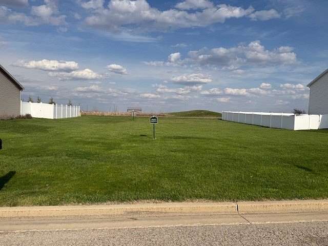 0.27 Acres of Residential Land for Sale in Bloomington, Illinois
