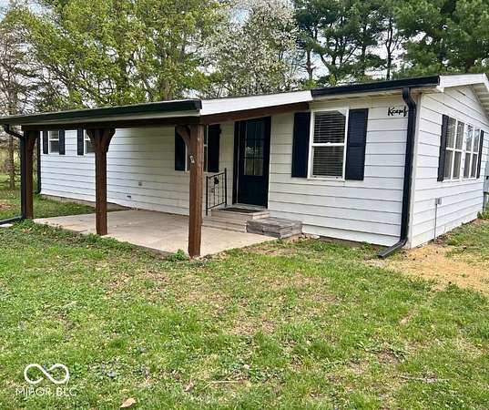 3 Acres of Land with Home for Lease in Thorntown, Indiana