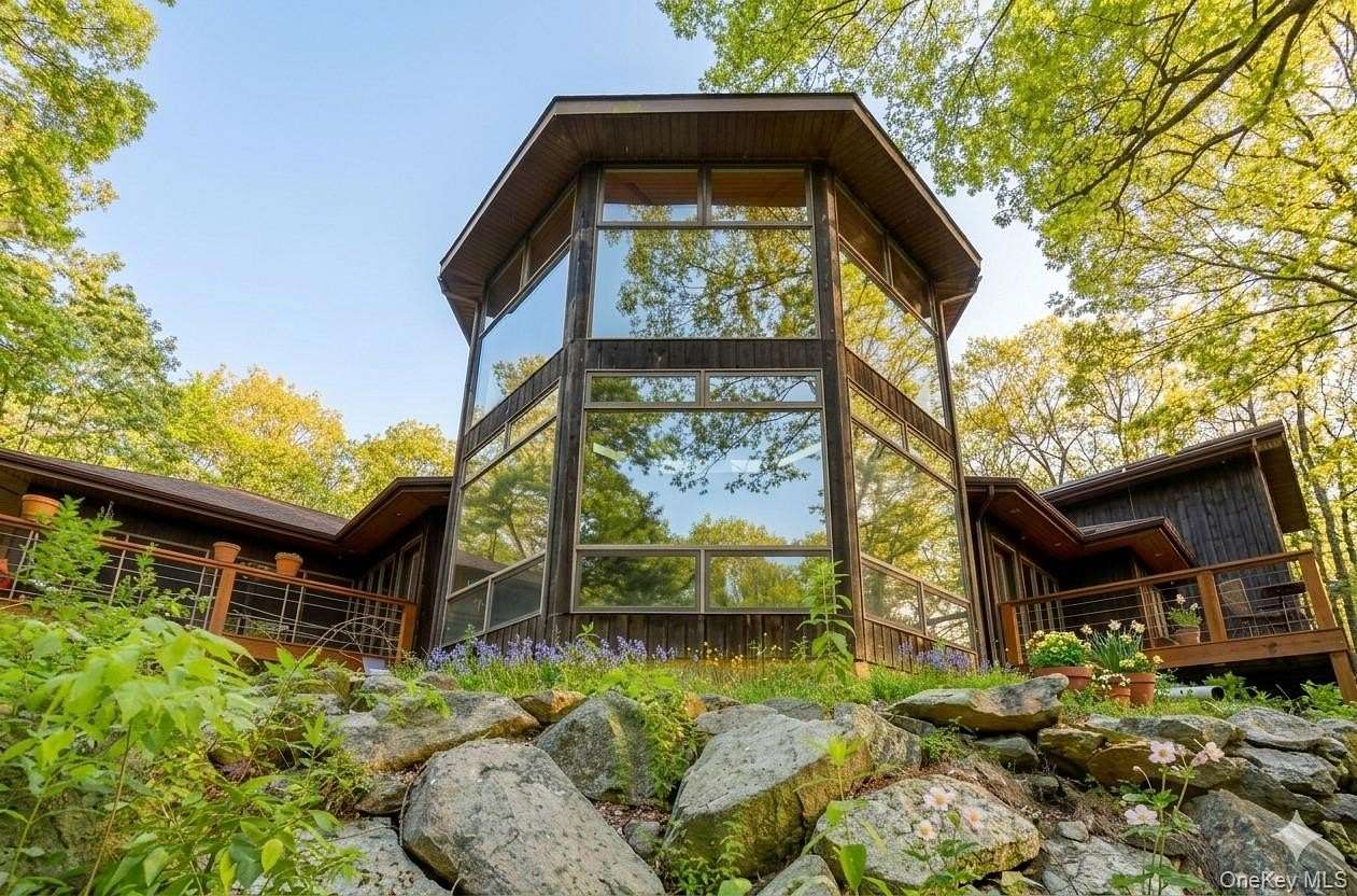 10 Acres of Land with Home for Sale in Monroe, New York