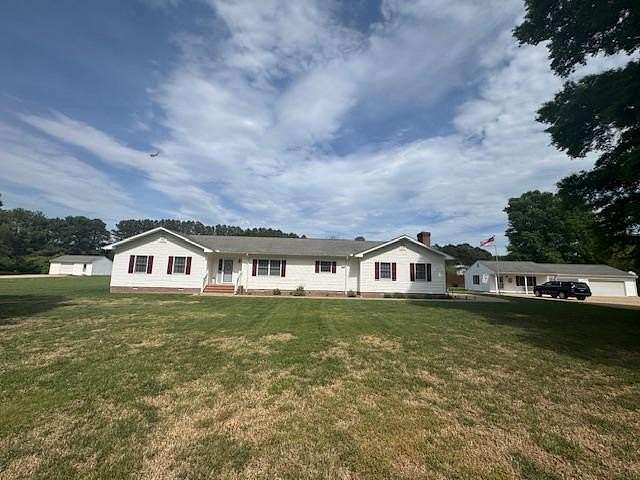 2.19 Acres of Land with Home for Sale in Weems, Virginia