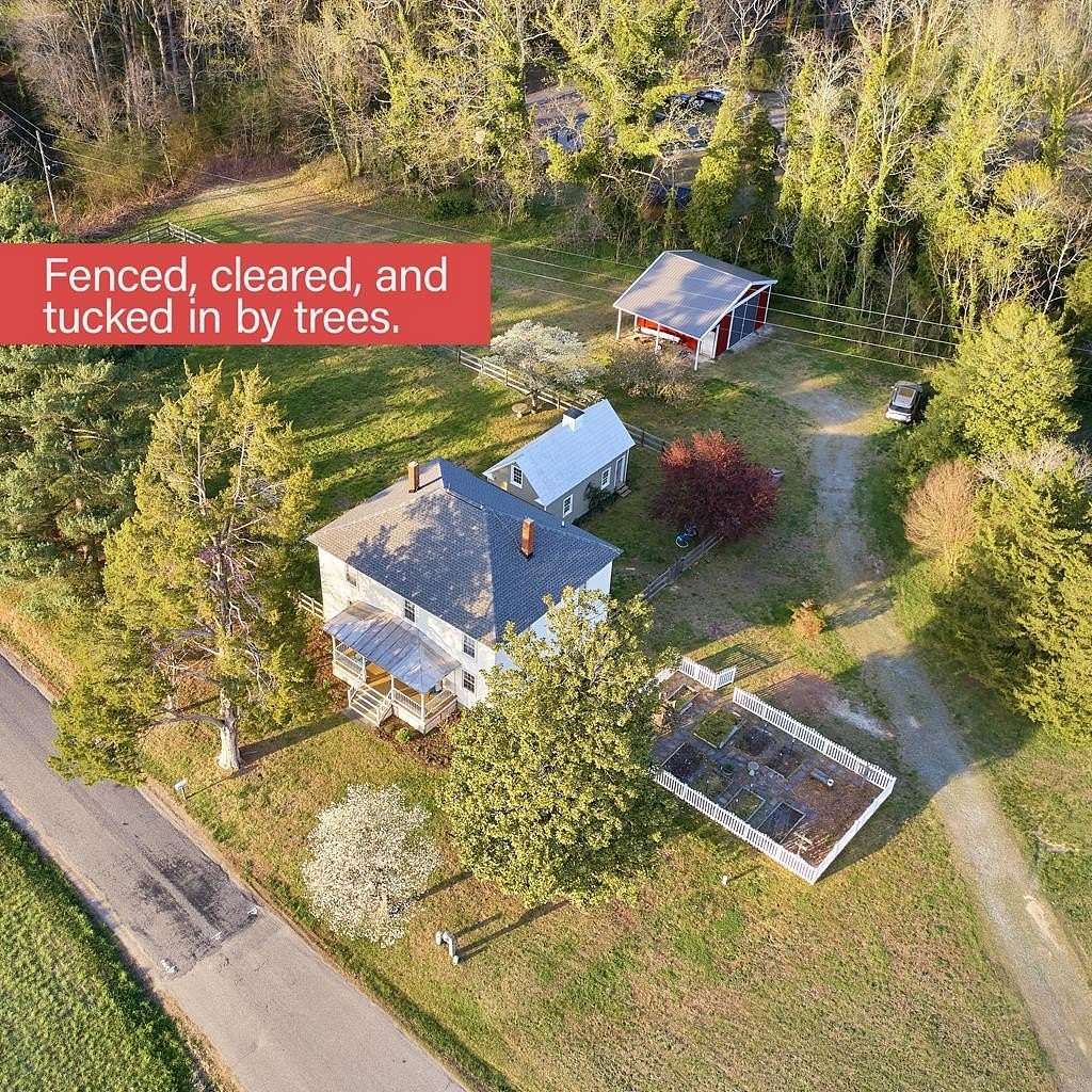 2.27 Acres of Land with Home for Sale in Tappahannock, Virginia