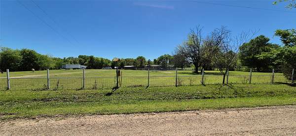17.4 Acres of Land for Sale in Savoy, Texas