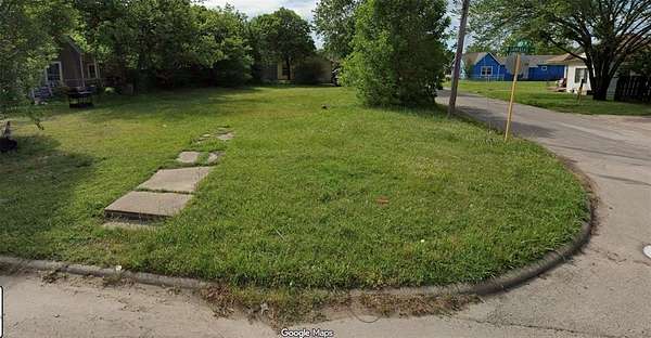 0.13 Acres of Land for Sale in Ennis, Texas