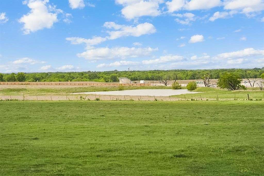 123 Acres of Land for Sale in Terrell, Texas