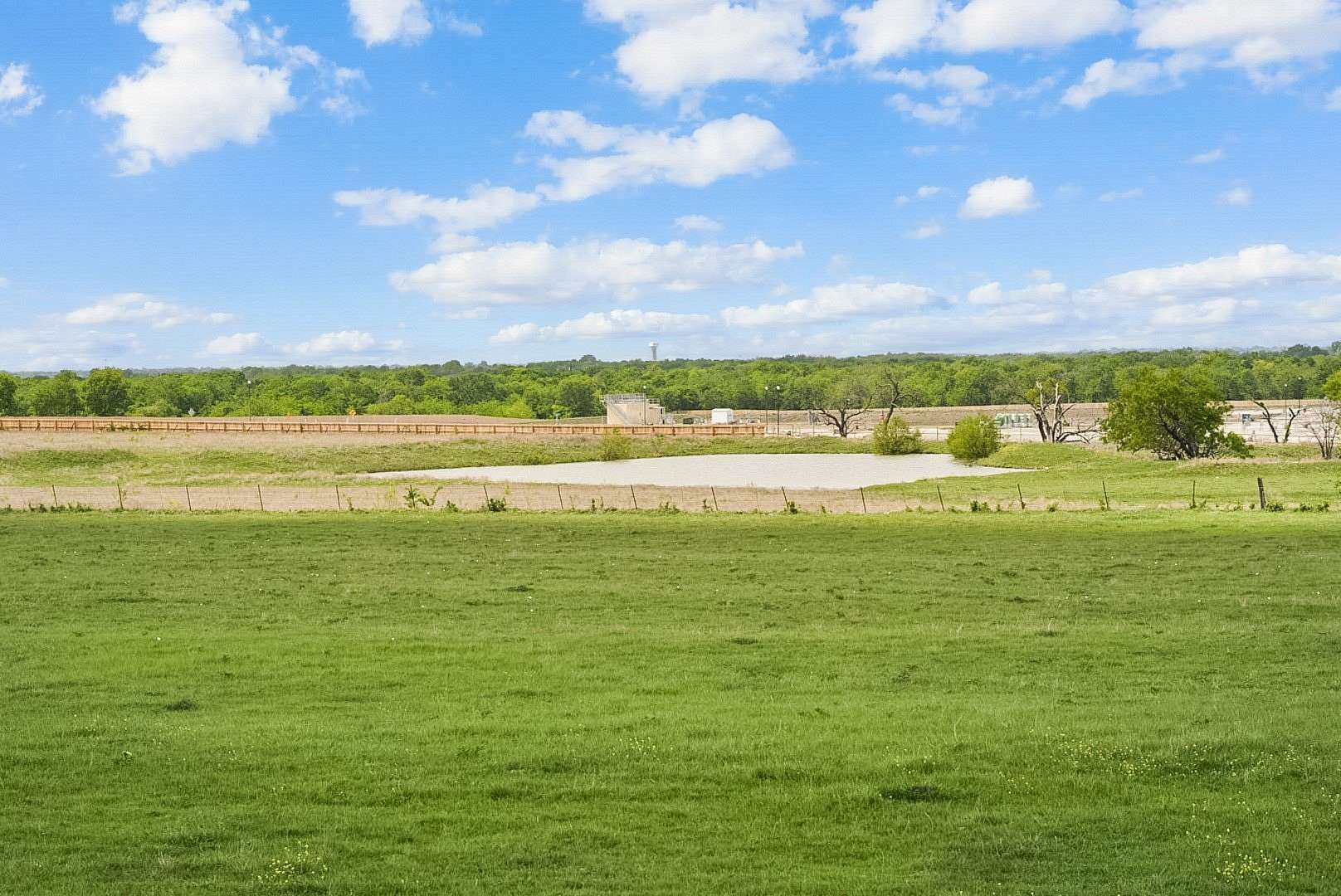 123 Acres of Land for Sale in Terrell, Texas