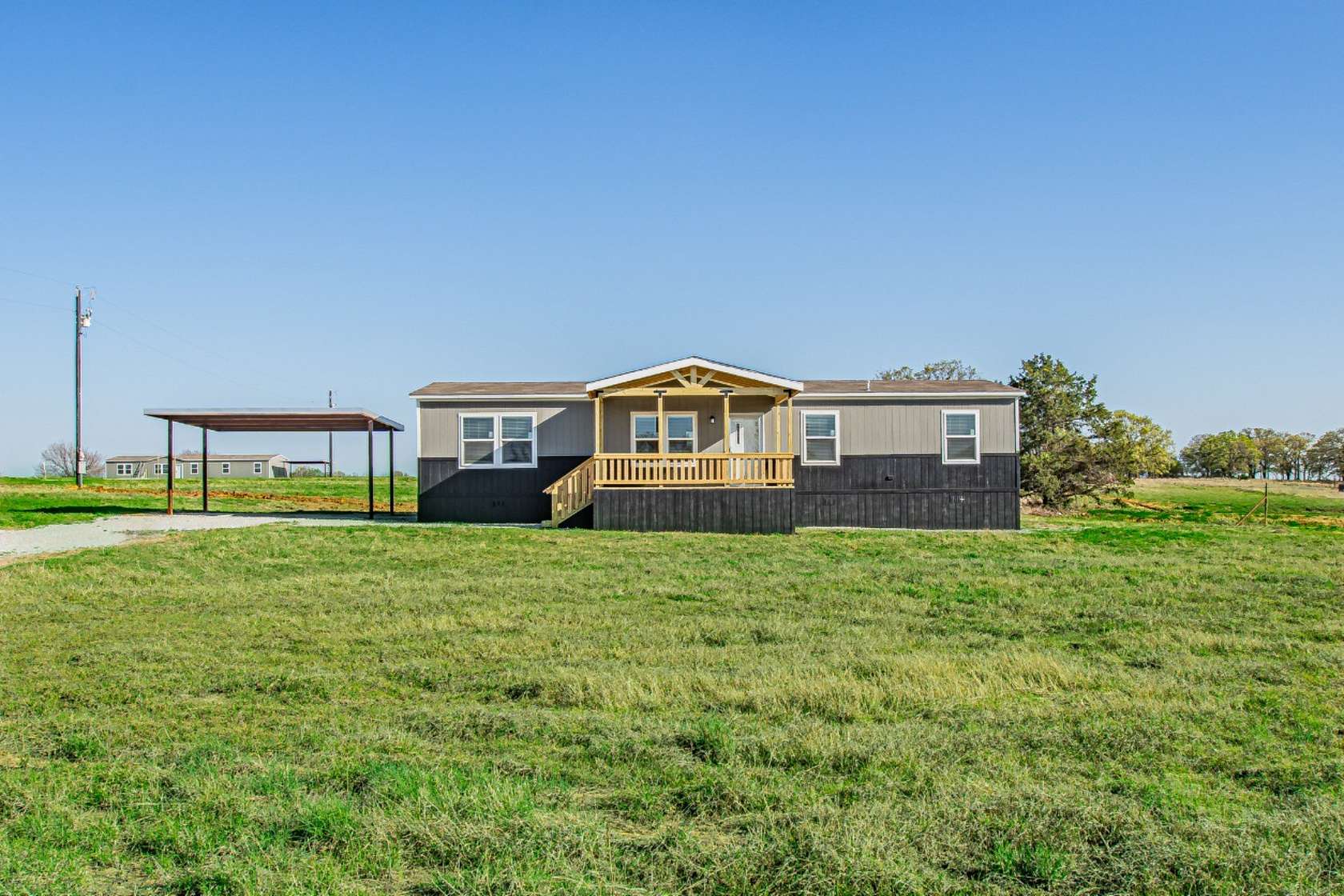 4.3 Acres of Land with Home for Sale in Sunset, Texas