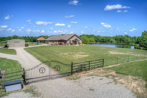 31 Acres of Recreational Land with Home for Sale in Mount Vernon, Texas