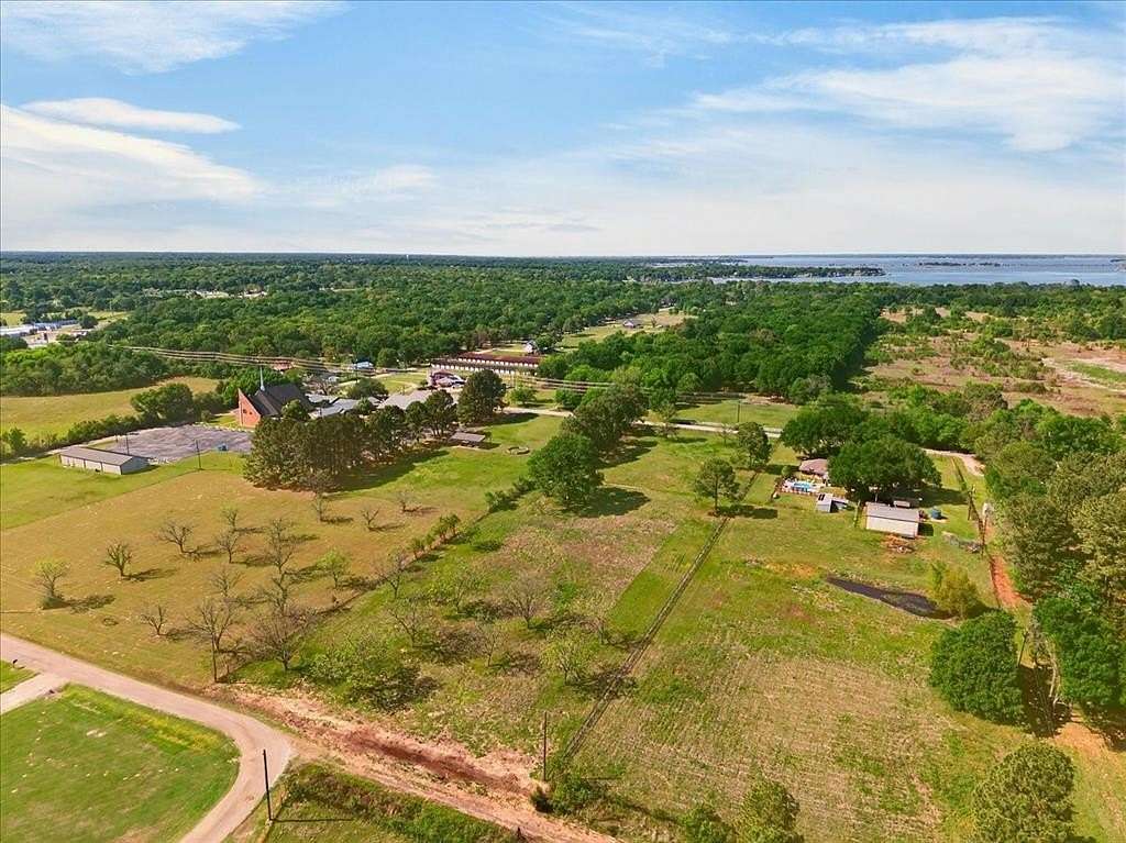 3.2 Acres of Land for Sale in Tool, Texas