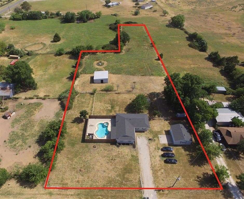 2.69 Acres of Commercial Land for Sale in Cross Roads, Texas