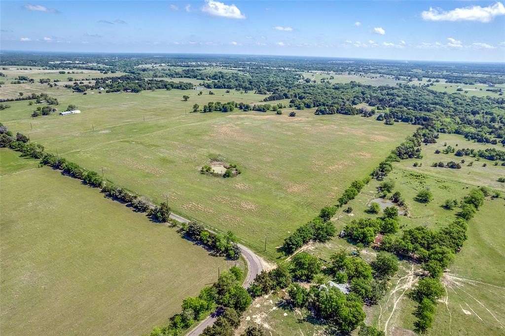 107 Acres of Land for Sale in Cumby, Texas