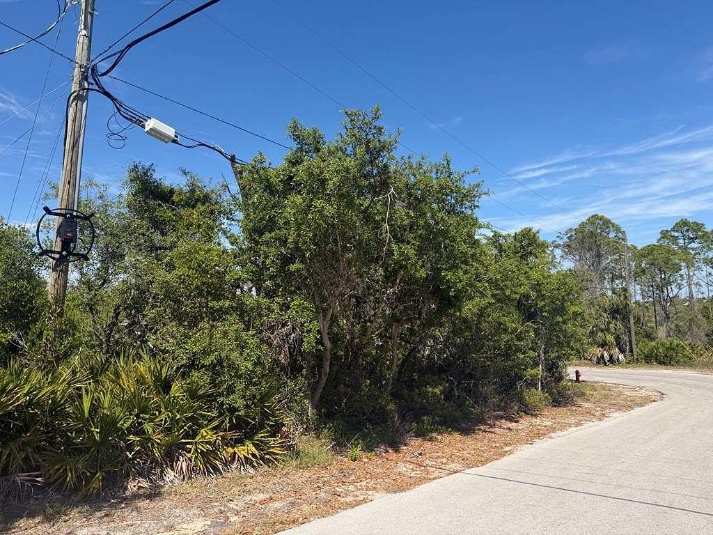 0.33 Acres of Residential Land for Sale in Cedar Key, Florida