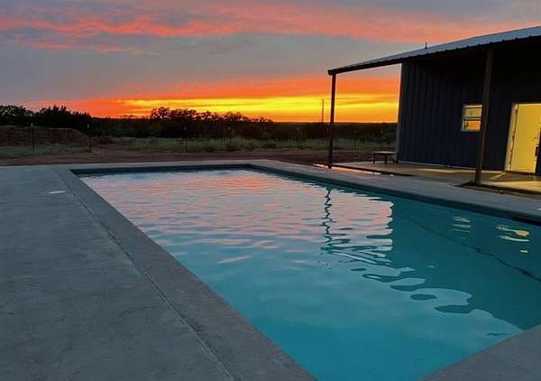 30 Acres of Land for Sale in Ovalo, Texas