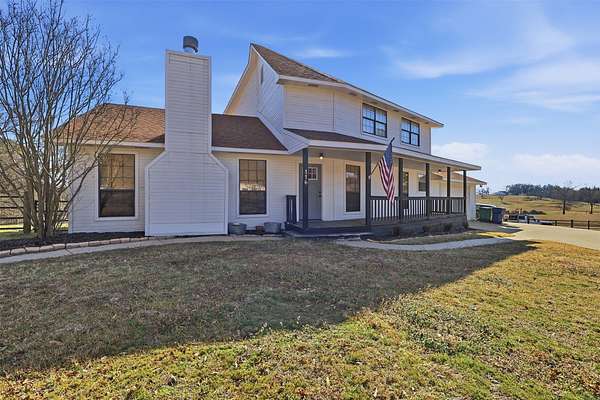 27 Acres of Agricultural Land with Home for Sale in Cookville, Texas