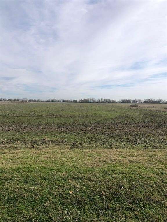 3 Acres of Land for Sale in Collinsville, Texas