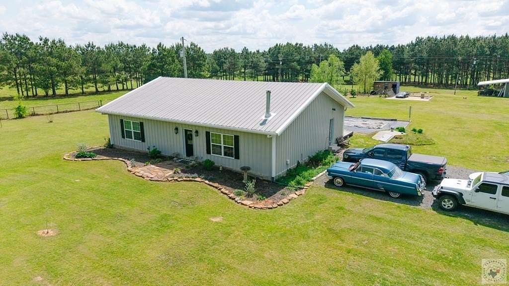 2 Acres of Land with Home for Sale in De Kalb, Texas