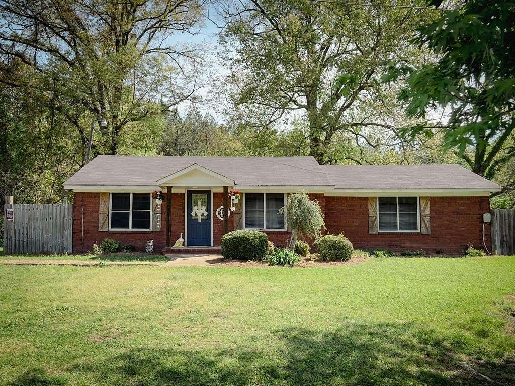 6 Acres of Land with Home for Sale in Bruce, Mississippi