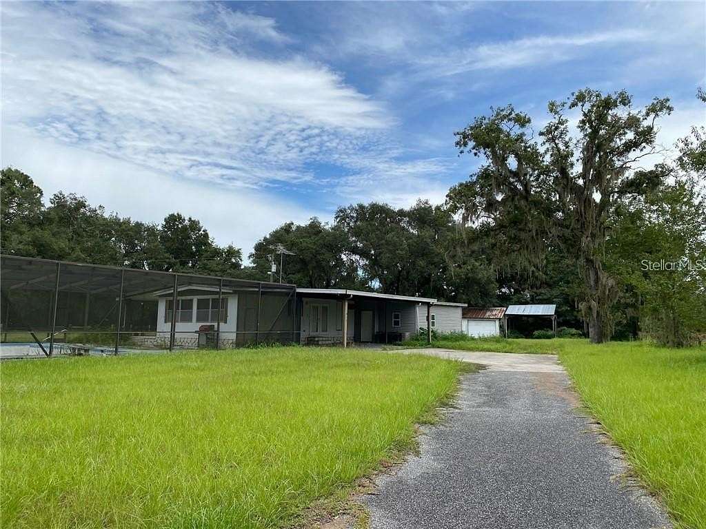 5 Acres of Land with Home for Sale in Anthony, Florida