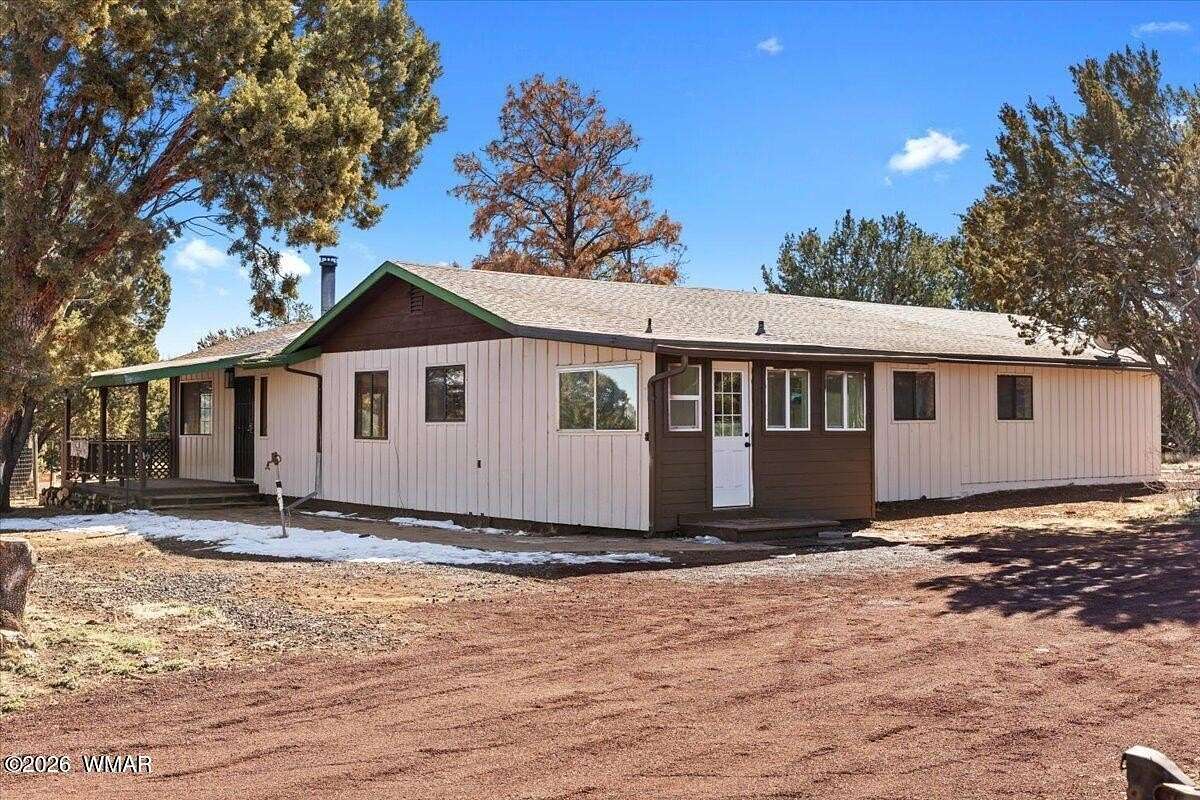 3.16 Acres of Land with Home for Sale in Vernon, Arizona