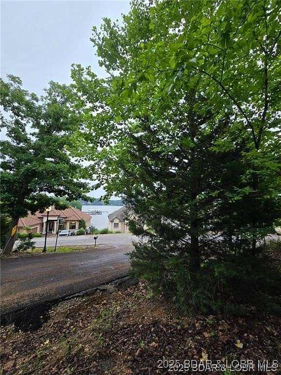 0.64 Acres of Residential Land for Sale in Sunrise Beach, Missouri