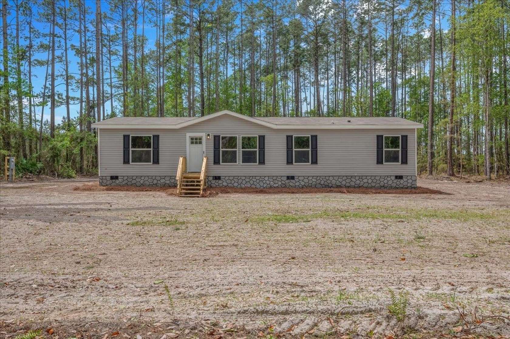 2.1 Acres of Land with Home for Sale in White Oak, Georgia