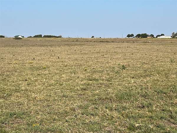 13 Acres of Land for Sale in Gainesville, Texas