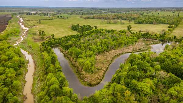 395 Acres of Recreational Land for Sale in Foreman, Arkansas