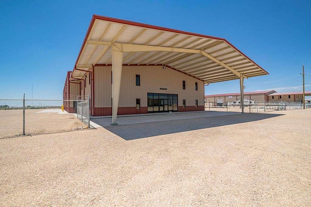 4 Acres of Improved Commercial Land for Sale in Odessa, Texas
