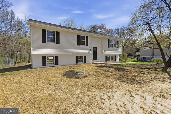 2 Acres of Land with Home for Sale in Elkton, Maryland