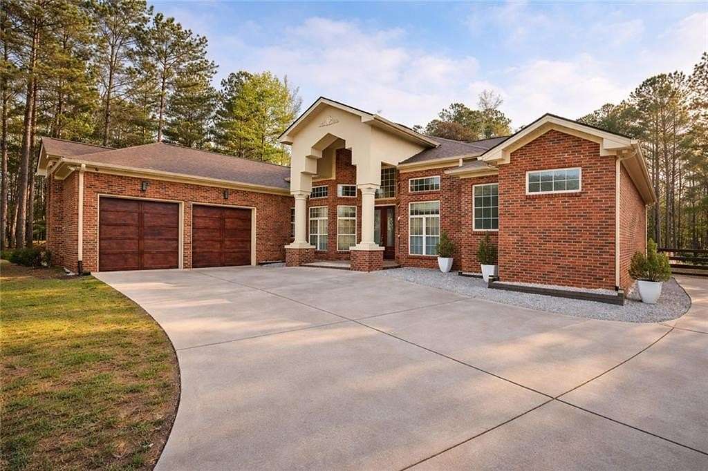 2 Acres of Land with Home for Sale in Pendergrass, Georgia