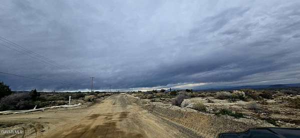 9.5 Acres of Land for Sale in Llano, California