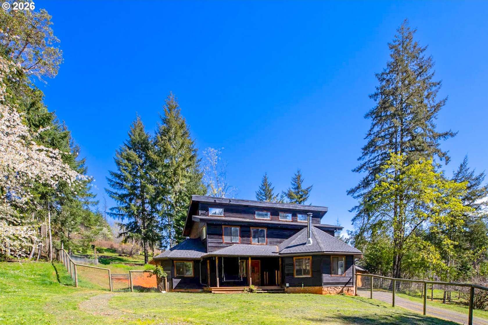 4.86 Acres of Land with Home for Sale in Cheshire, Oregon