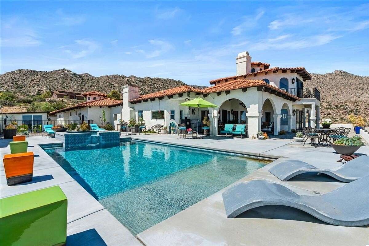 3 Acres of Land with Home for Sale in Mountain Center, California