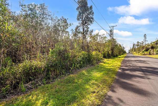 2 Acres of Residential Land for Sale in Mountain View, Hawaii