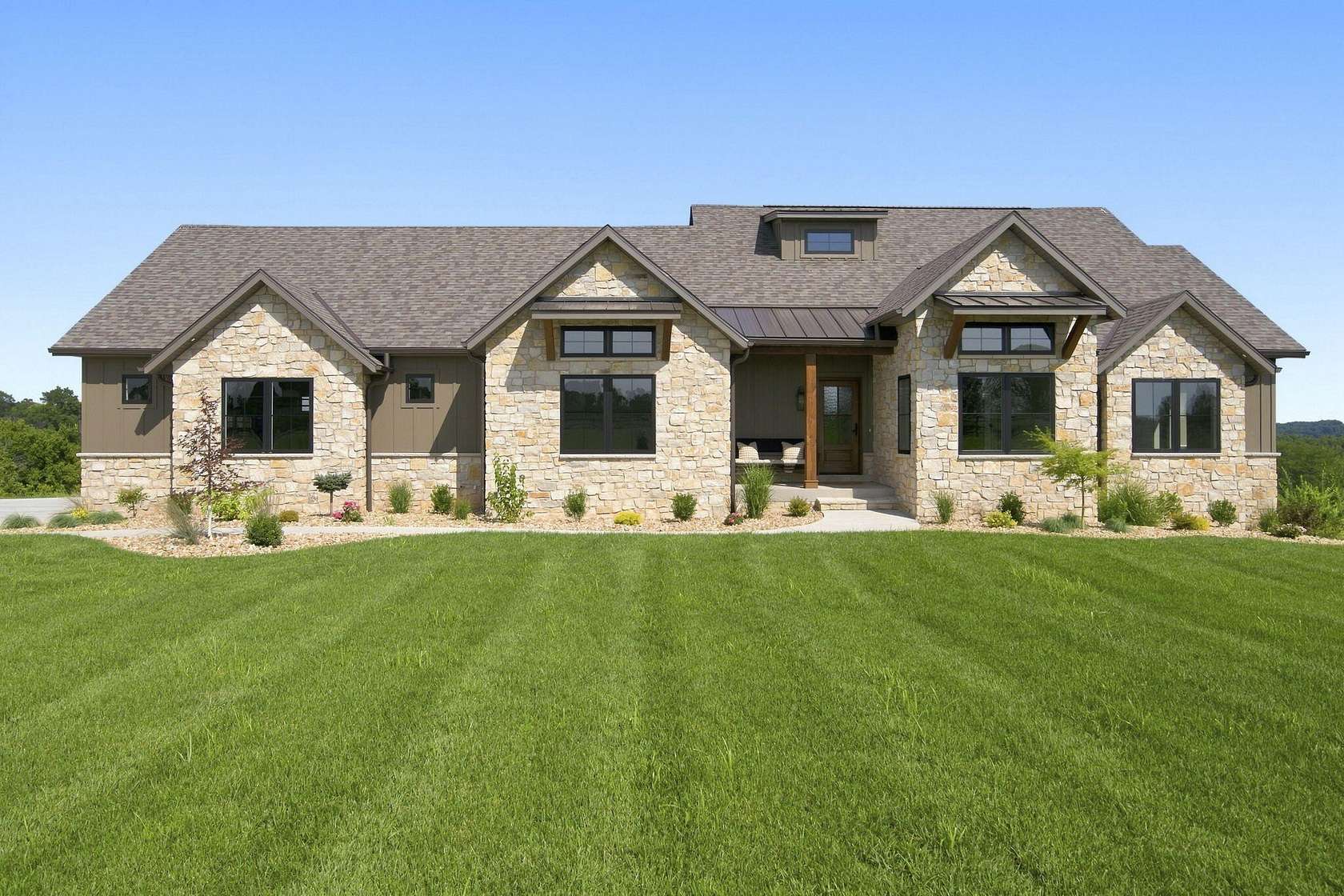 9 Acres of Land with Home for Sale in Nixa, Missouri