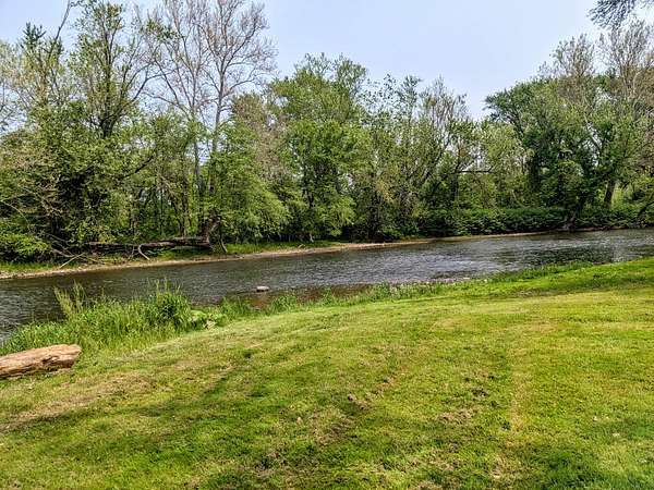 2.2 Acres of Improved Mixed-Use Land for Sale in Selinsgrove, Pennsylvania