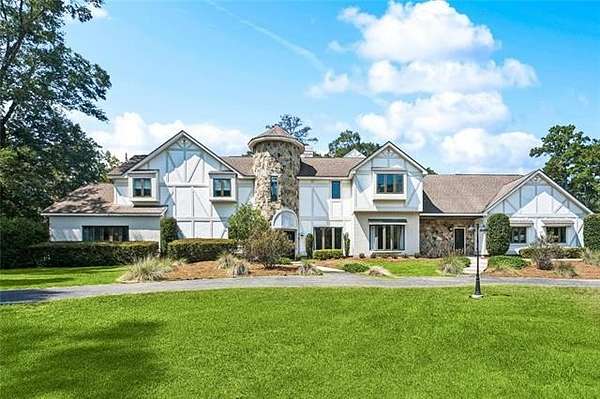 9.46 Acres of Land with Home for Sale in Covington, Louisiana
