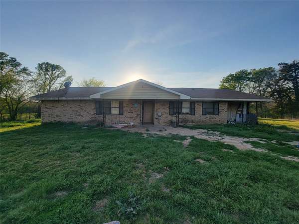 2 Acres of Land with Home for Sale in Clarksville, Texas