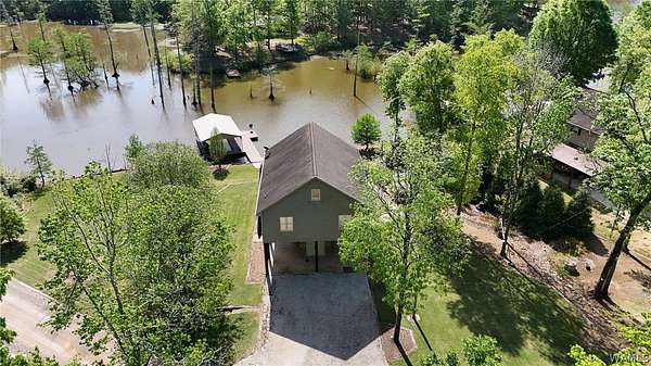 68 Acres of Recreational Land with Home for Sale in Eutaw, Alabama