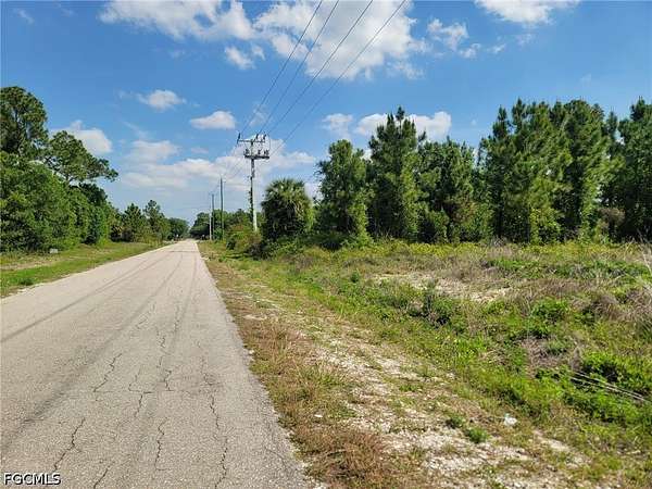 0.5 Acres of Residential Land for Sale in Lehigh Acres, Florida
